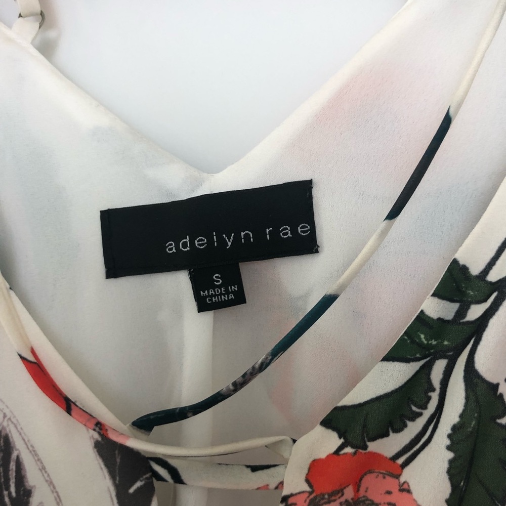 Adelyn Rae Floral Dress - Picture 2 of 2
